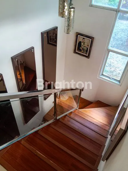 image DIJUAL RUMAH 2 LANTAI FULL FURNISH (6)