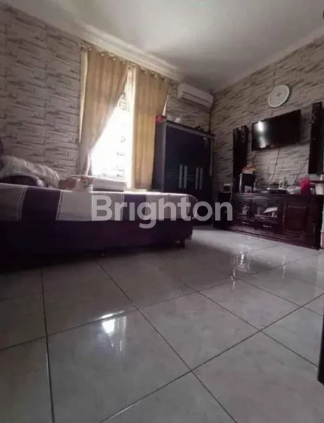 image RUMAH SULTAN PERUM MODERNLAND TANGERANG (3)