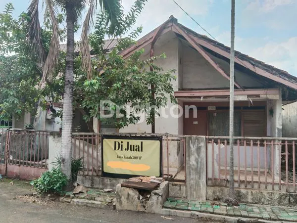 image DI JUAL RUMAH HITUNG TANAH SAJA (2)