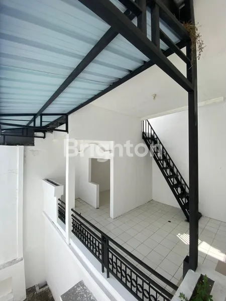 image RUMAH 2 LANTAI DI PERUM TAMAN PINANG INDAH SIDOARJO  (6)