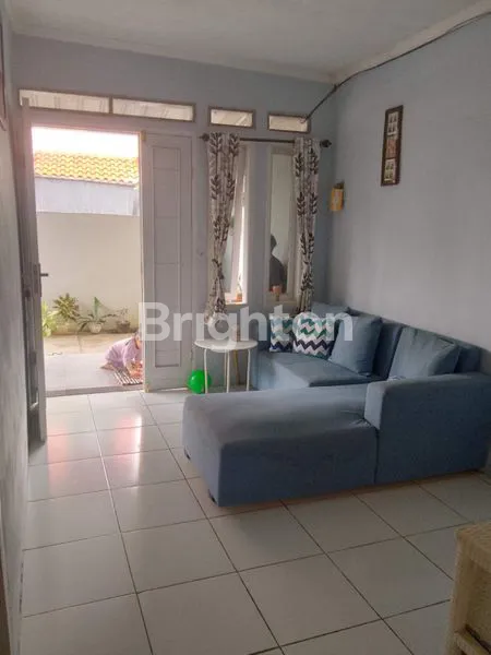 image RUMAH DALAM KOMPLEK GRIYA BANDUNG ASRI CIGANITRI (1)