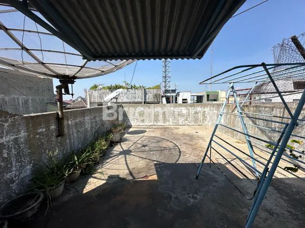 image RUKO PUSAT BISNIS UTAMA YOS SUDARSO SOLO DAERAH STRATEGIS (7)