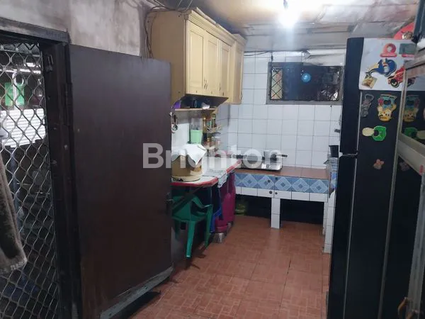 image RUMAH TOKO LAMA DAN TANAH 400 M² MAU DIJUAL (6)