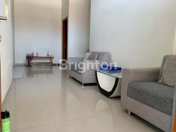 image RUMAH CANTIK FULL FURNISH SIAP HUNI TINGGAL BAWA KOPER DI COLOMADU (3)