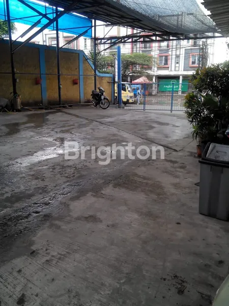 TEMPAT USAHA CUCI MOBIL, BONUS RUMAH