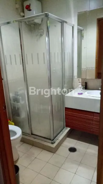 image 2 BR APARTEMENT HAMPTONS PARK, STRATEGIS DI LOKASI ELIT PONDOK INDAH (8)