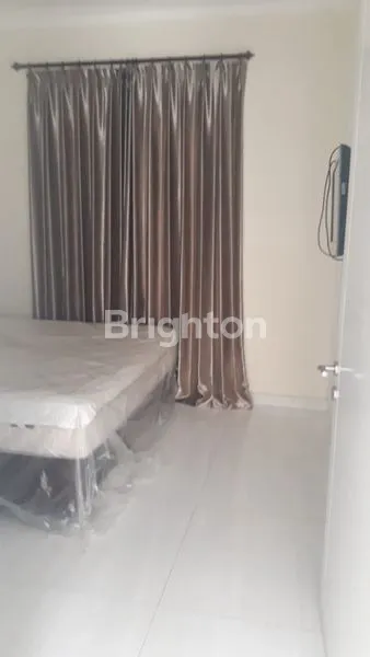 image DI JUAL RUMAH SIMPANG DARMO REGENCY (5)