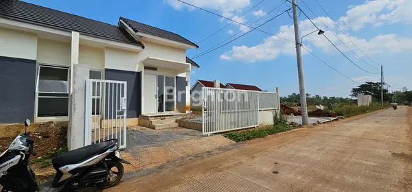 image RUMAH ASRI SIAP HUNI DI NGADIRGO, DEKAT BSB, MIJEN SEMARANG (2)