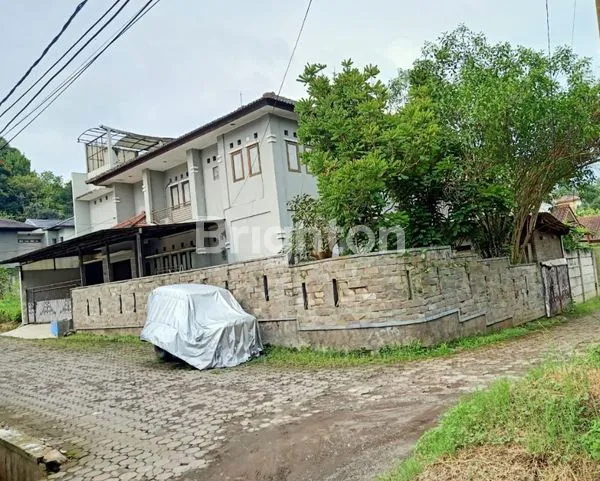 image TURUN HARGA !!! RUMAH LUAS HOOK SIAP HUNI DEKAT KPAD GEGERKALONG (8)
