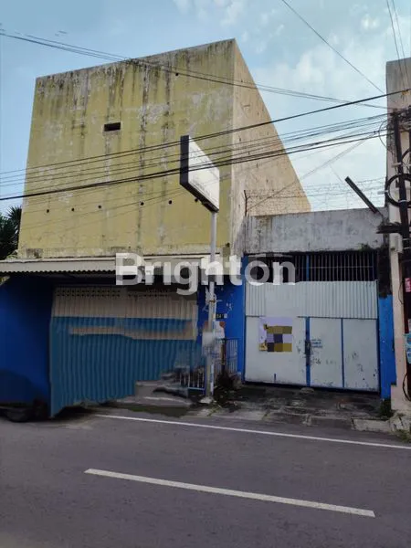 image TOKO DAN GUDANG 662 M2 TENGAH KOTA (1)