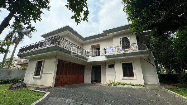 image RUMAH SELANGKAH KE KEDATON GOLF SUVARNA SUTERA (8)