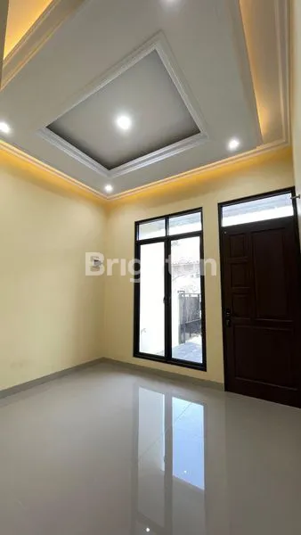 image RUMAH BARU 2 LANTAI DI GRAHA RAYA TANGERANG SELATAN (3)