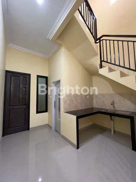 image RUMAH BARU 2 LANTAI DI GRAHA RAYA TANGERANG SELATAN (4)