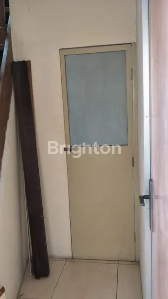 image RUMAH HOKKI 3,5 LANTAI MODEL NGANTONG DI ANGKE JAYA 13 JAKARTA BARAT (8)