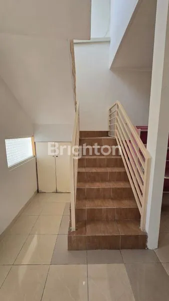 image DIJUAL RUMAH 2 LANTAI DI PERUM RUNGKUT, DEKAT PANDUGO* (3)