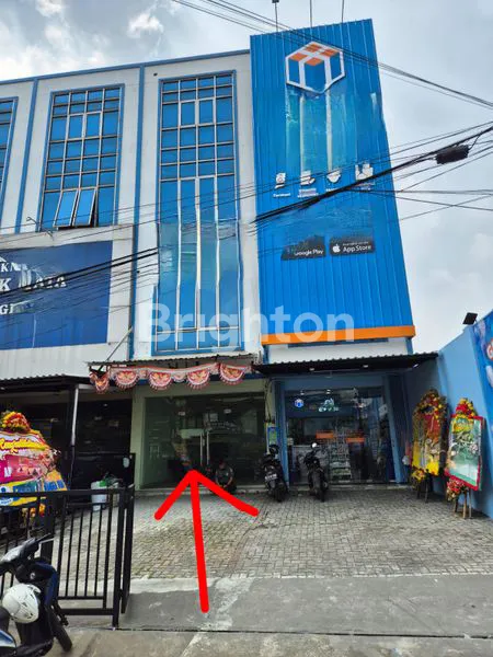 RUKO 4.5 LANTAI DI JATIWARINGIN