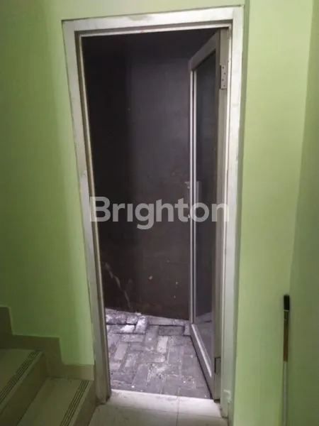 image RUKO 4.5 LANTAI DI JATIWARINGIN (7)