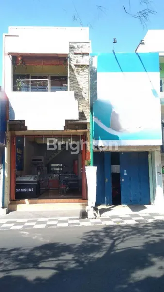 image RUMAH SUPER STRATEGIS COCOK UNTUK PENGINAPAN DAN RAGAM USAHA, HANYA 5 MENIT KE ALUN ALUN KOTA BATU  (1)