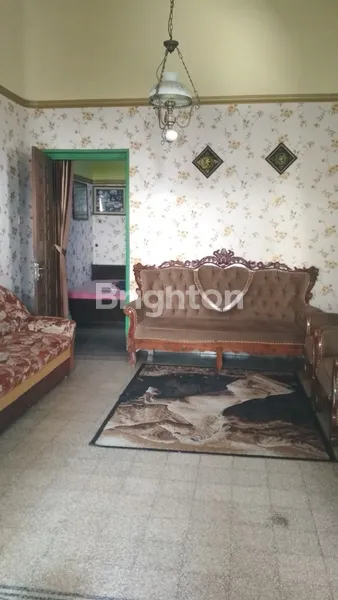 image RUMAH SUPER STRATEGIS COCOK UNTUK PENGINAPAN DAN RAGAM USAHA, HANYA 5 MENIT KE ALUN ALUN KOTA BATU  (7)