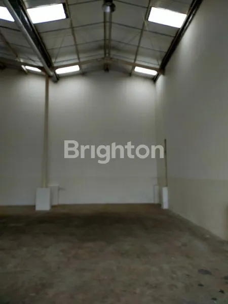 image GUDANG DASCOLAND GRESIK READY UNIT 1.2KM DARI PELABUHAN JIIPE (4)