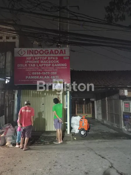 image RUMAH SIAP HUNI LUAS PINGGIR JALAN COCOK UNTUK USAHA HOMESTAY, GUEST HOUSE, KOST ATAU RUMAH TINGGAL (6)