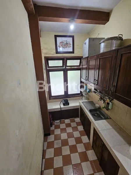 image RUMAH DI GAMBIRAN BARU PANDEYAN, NYAMAN, LUAS, DAN STRATEGIS DI YOGYAKARTA (3)