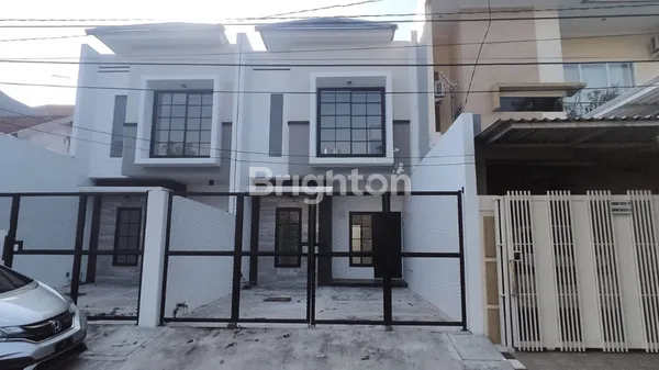 image RUMAH RUNGKUT ASRI NEW MINIMALIS ROW LEBAR (1)