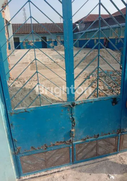 image GEDUNG SEKOLAH  BEKAS  TK DI  TEMBUNG (3)
