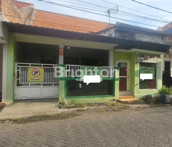 image RUMAH DI TENGAH KOTA SIDOARJO (2)
