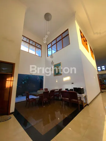 image DIJUAL RUMAH MEWAH AREA KOMERSIAL DARMO SURABAYA (3)