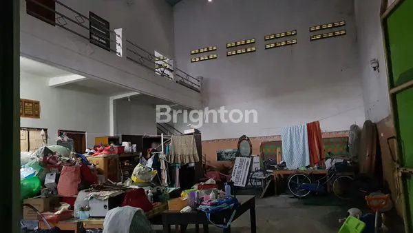 image RUMAH PINGGIR JALAN 2 LANTAI 341 M2 MADIUN (5)