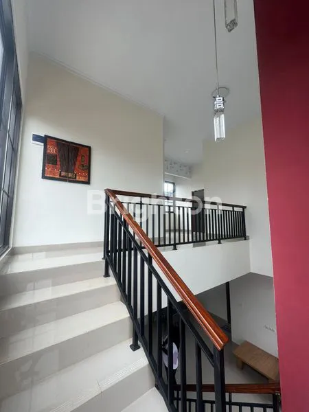 image RUMAH HOEK DI PERMATA CIMANGGIS DEPOK (5)