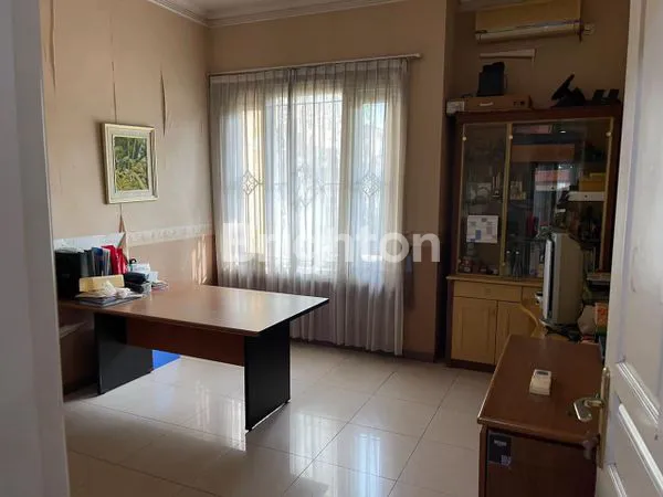 image RUMAH DI BABATAN MUKTI, 10MNT KE : UNESA, PTC, PAKUWON MALL, SUPERMALL, SMA PETRA 1, NASIONAL HOSPITAL, SURABAYA (5)