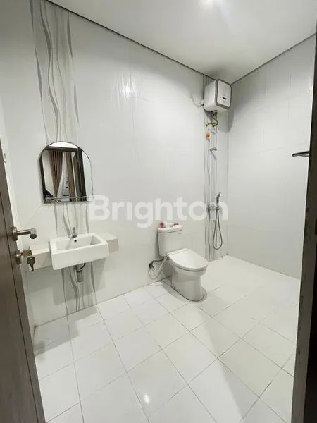 image RUMAH BAGUS 2 LANTAI CLUSTER ELIT SINGOPURAN KARTASURA (3)