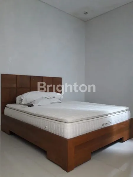 image RUMAH SEMI FURNISHED CLUSTER ELIT SINGOPURAN KARTOSURO (2)