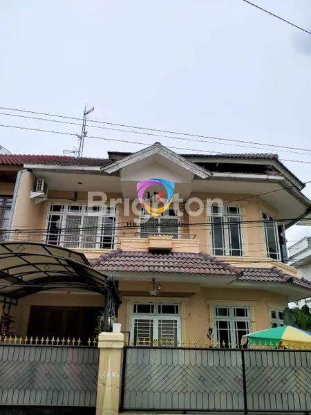 RUMAH VILLA ELITE KAWASAN POLONIA MEDAN