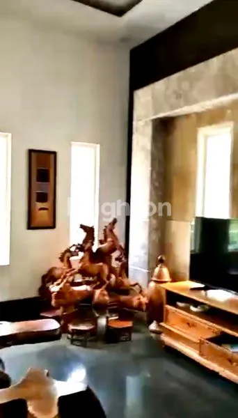 image VILLA MEGAH MENAWAN HARGA SPESIAL (5)