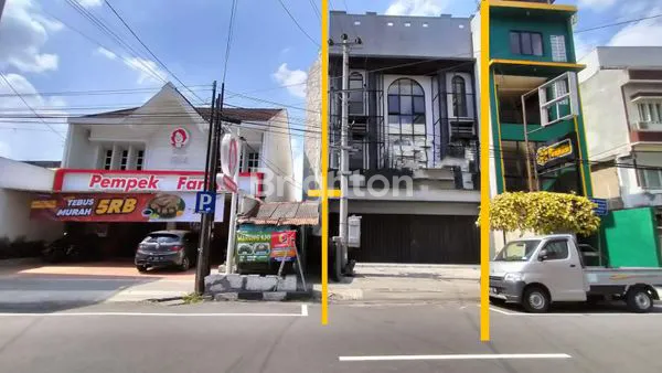 image RUKO LUXURY TENGAH KOTA YOGYAKARTA (2)