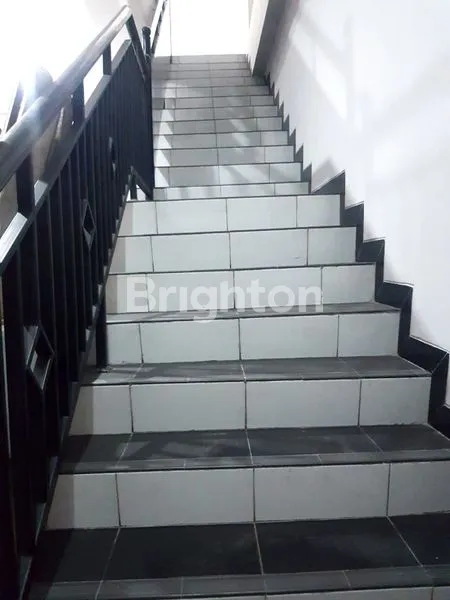 image RUKO SIAP PAKAI TENGAH KOTA JALAN UTAMA (6)