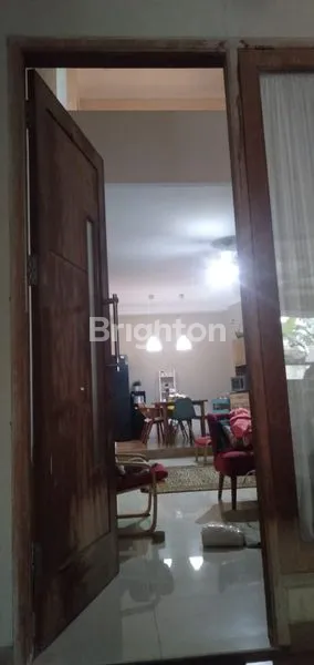 image DIJUAL RUMAH CUANTIK 2 LANTAI JAKASETIA (8)