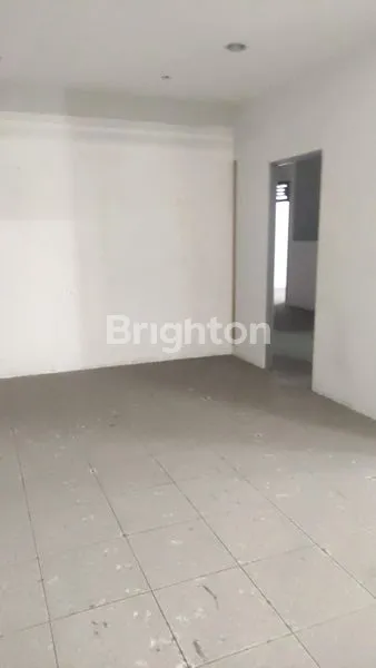 image RUKO STRATEGIS SOEKARNO HATTA SEMARANG TIMUR (3)