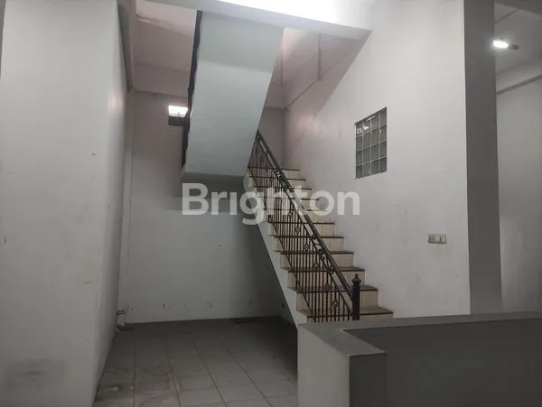 image RUKO STRATEGIS SOEKARNO HATTA SEMARANG TIMUR (4)