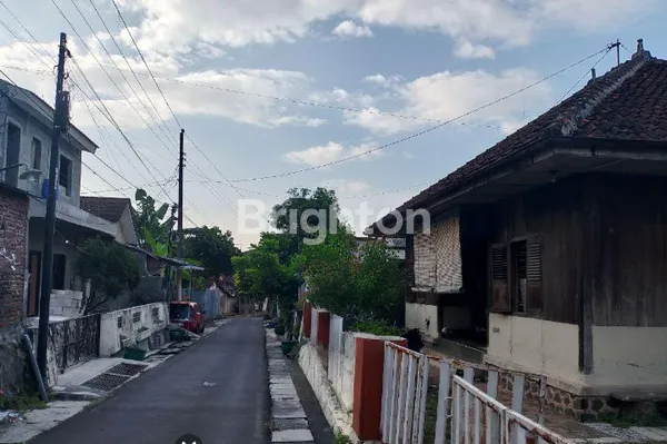 image RUMAH ANTIK FULL KAYU JATI TUA  (1)