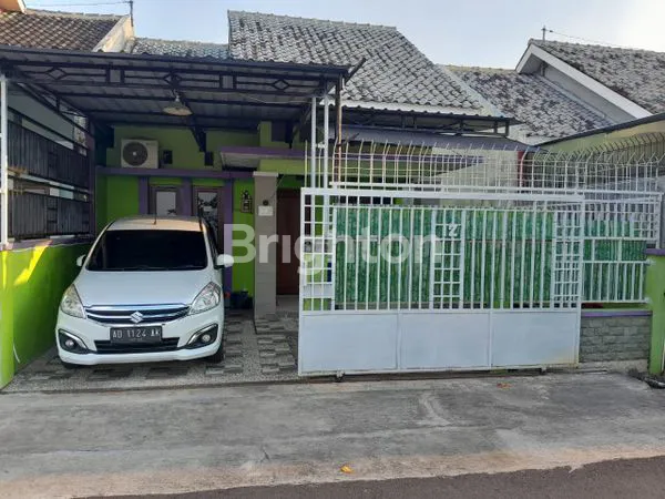 image RUMAH MINIMALIS SEDERHANA DI LINGKUNGAN INDUSTRI SRITEX (1)