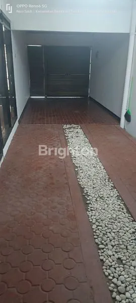 image RUMAH MEWAH SHM DI DAERAH MARGOREJO INDAH (7)