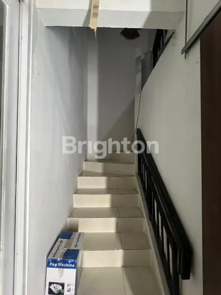 image RUKO 2 LANTAI DEKAT URBAN PADEL & SEKOLAH BPK PENABUR GADING SERPONG (2)