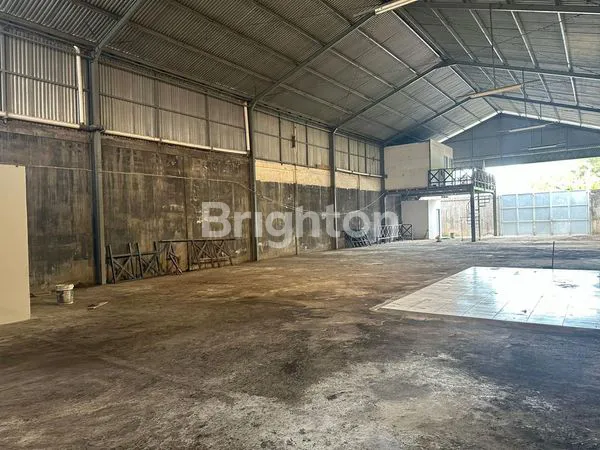 image GUDANG LOKASI STRATEGIS KAWASAN PADANG SAMBIAN (3)