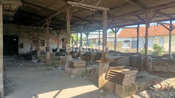 image TEMPAT USAHA LOKASI 0 JALAN KAMPUNG (4)