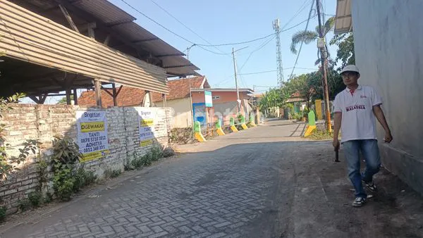 image TEMPAT USAHA LOKASI 0 JALAN KAMPUNG (3)