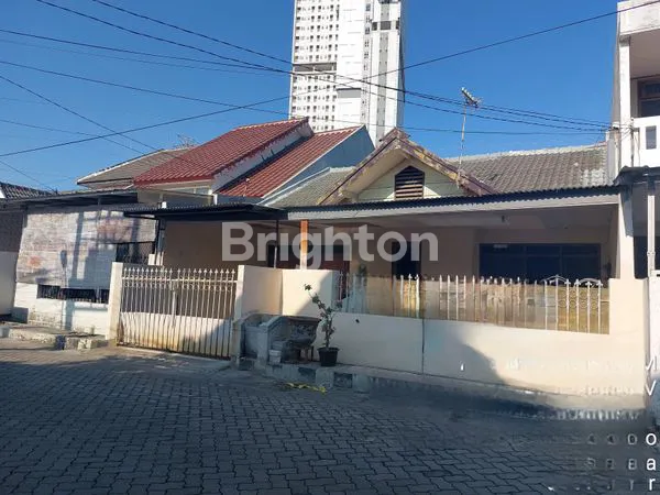 image RUMAH DEKAT KAMPUS DAN RS UBAYA (1)